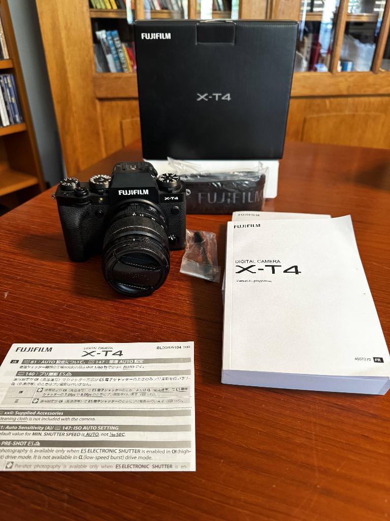 Fujifilm X-T4 + Objectif 18-55mm État impeccable 4000 clics, Audio, Tv en Foto, Foto | Lenzen en Objectieven, Ophalen of Verzenden