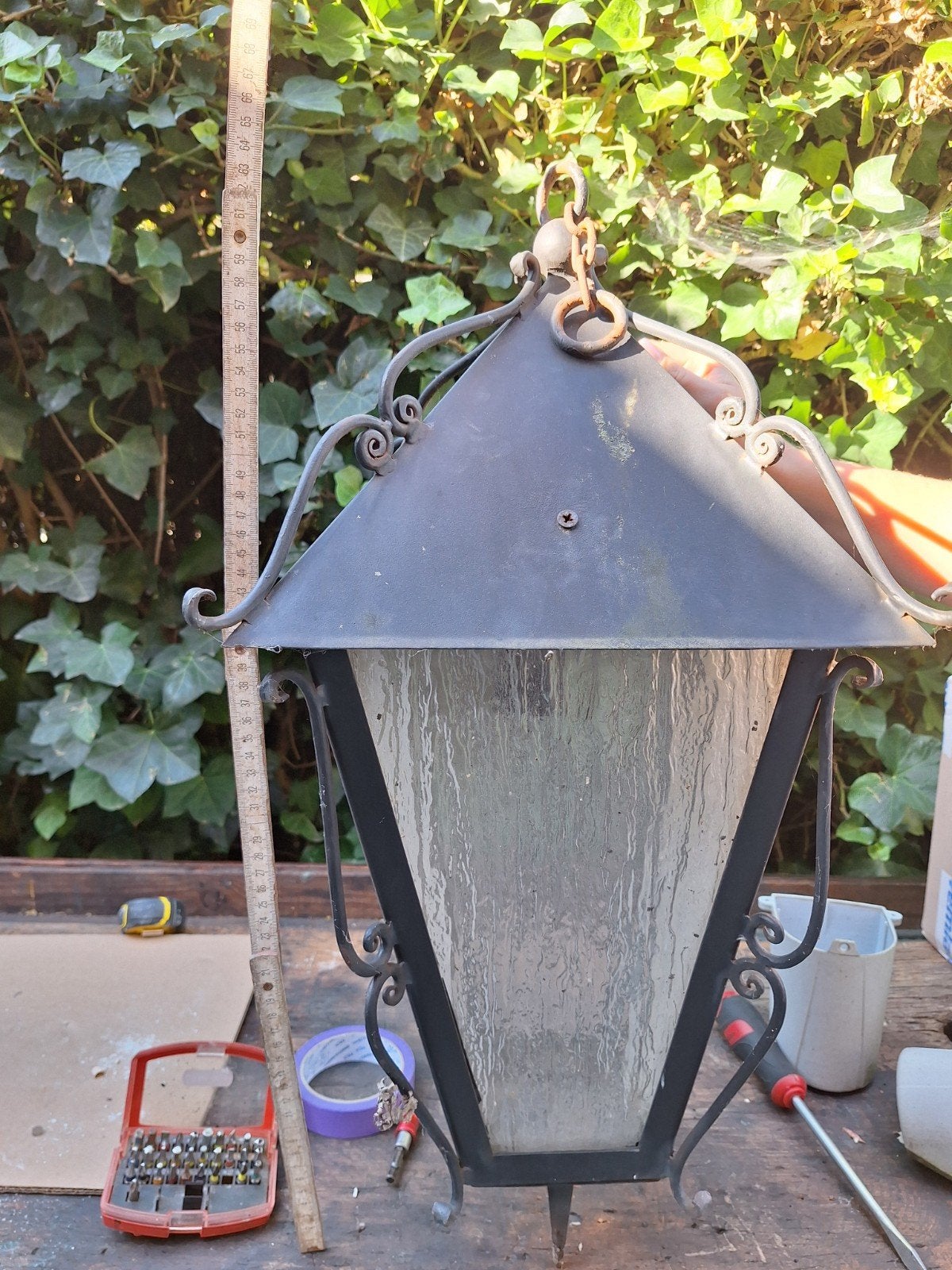 Lanterne murale ancienne, faite main, couleur noire, 68 cm d, Enlèvement