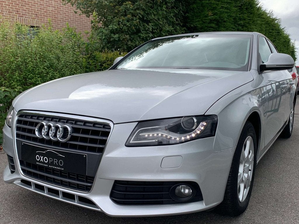 Audi A4 BERLINE 2.0 TDI 136CV / Xenon / LED / Cuir / Gps / C, Auto's, 4 deurs, Beige, 1535 kg, 136 pk