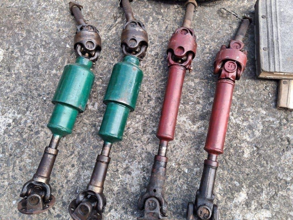 Panhard PL17, 24... - arbres à cardan, Enlèvement, Utilisé