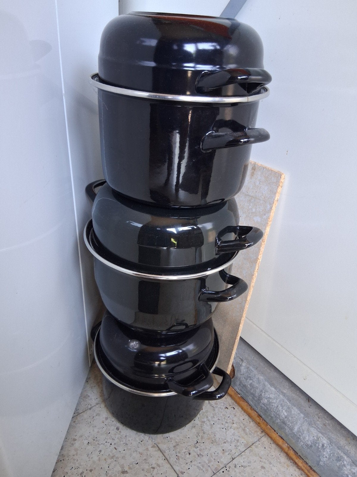 3 pots pour moulles, Enlèvement, Comme neuf, Casserole, Bidon ou Boîte