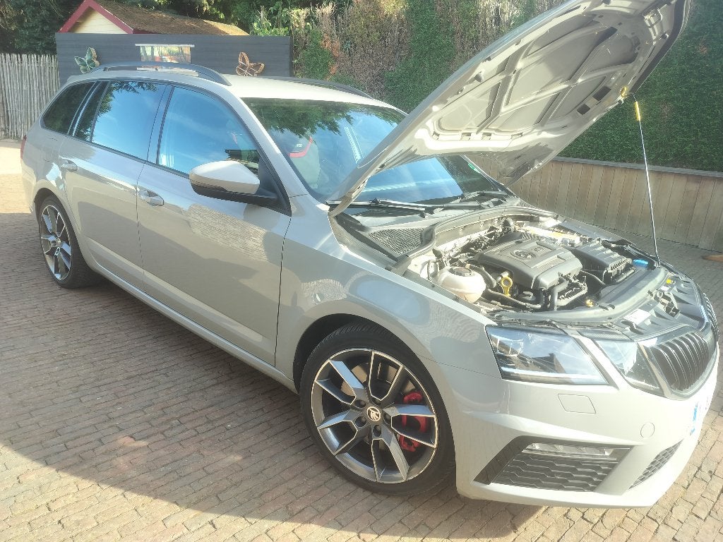 Skoda Octavia Combi RS, Auto's, Automaat, Dealer onderhouden, Stof, Particulier