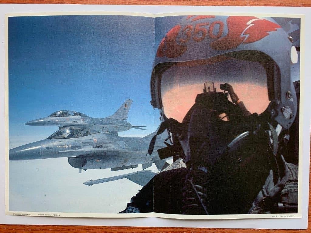Affiche F16 350SQN Florennes La Chasse, Collections, Enlèvement ou Envoi, Armée de l'air, Photo ou Poster