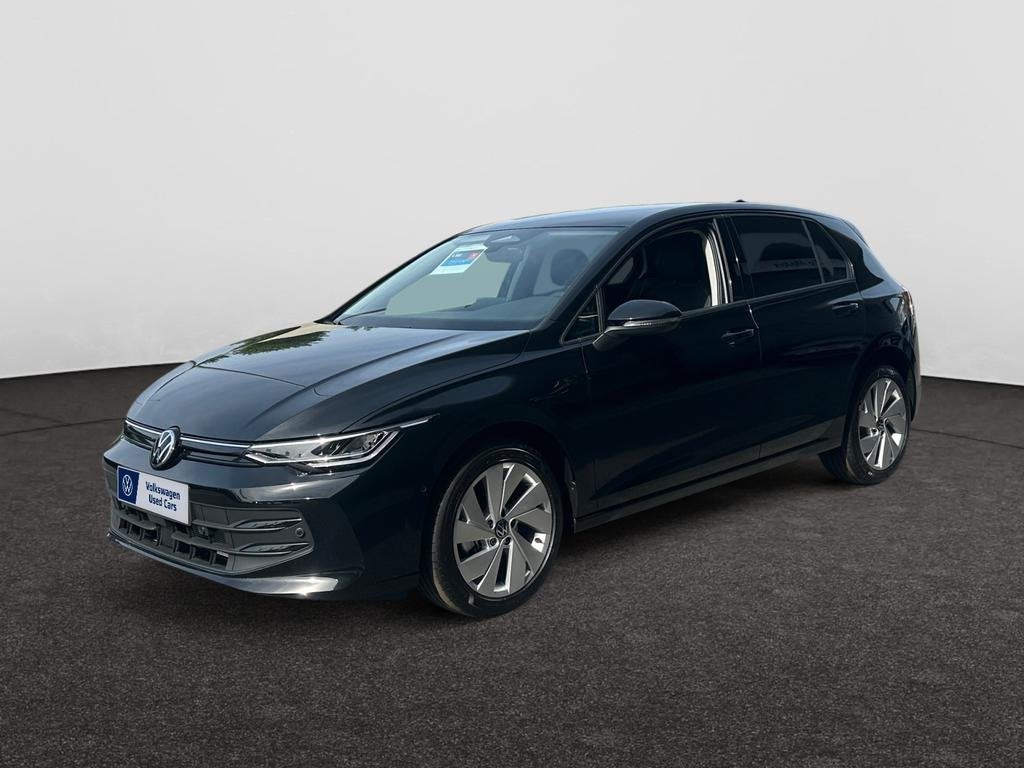 Volkswagen Golf VIII Golf Life Business 1.5 eTSI  85 kW (116, Automaat, Zwart, 115 g/km, https://public.car-pass.be/vhr/008a298a-f1b6-4697-99cd-853f546f5877