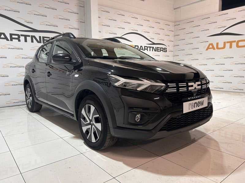 Dacia Sandero TCe Stepway Expression, Euro 6, Noir, 5 places, Particulier