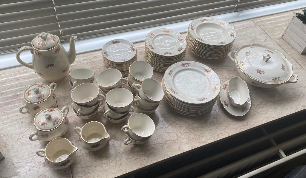 Eet- en koffieservies Boch, Huis en Inrichting, Ophalen