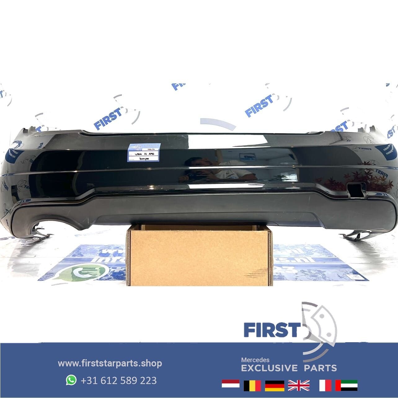 W204 AMG FACELIFT ACHTERBUMPER A2048852925  + DIFFUSER Merce, Gebruikt, -, Ophalen of Verzenden, Achter