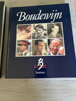 boek koningshuis, Boeken, Ophalen, Zo goed als nieuw