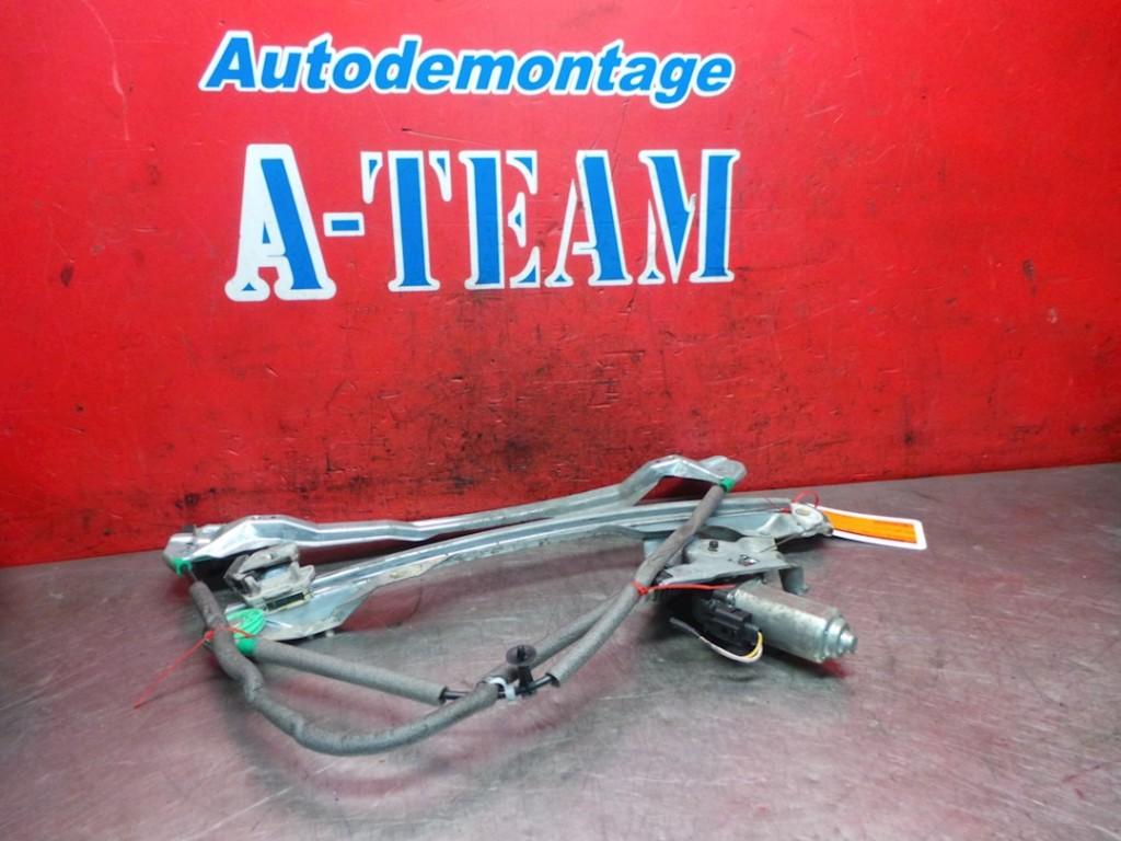 VITRE MECANISME AVANT DROIT Ford Focus 1 (01-1998/11-2004), Utilisé, Ford