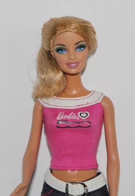 Barbie "Fiat 500" pop, Kinderen en Baby's, Speelgoed | Poppen, Ophalen of Verzenden, Zo goed als nieuw, Barbie