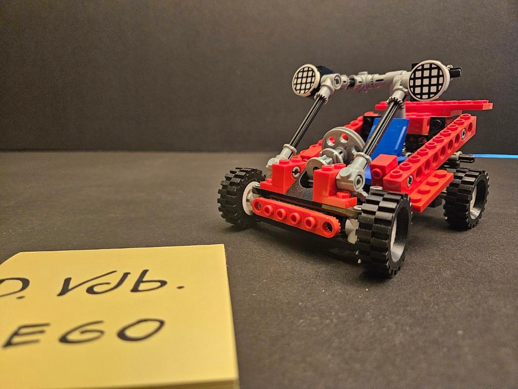 LEGO Technic Off-road 8820 Mountain Rambler, Kinderen en Baby's, Lego, Ophalen of Verzenden, Zo goed als nieuw, Complete set
