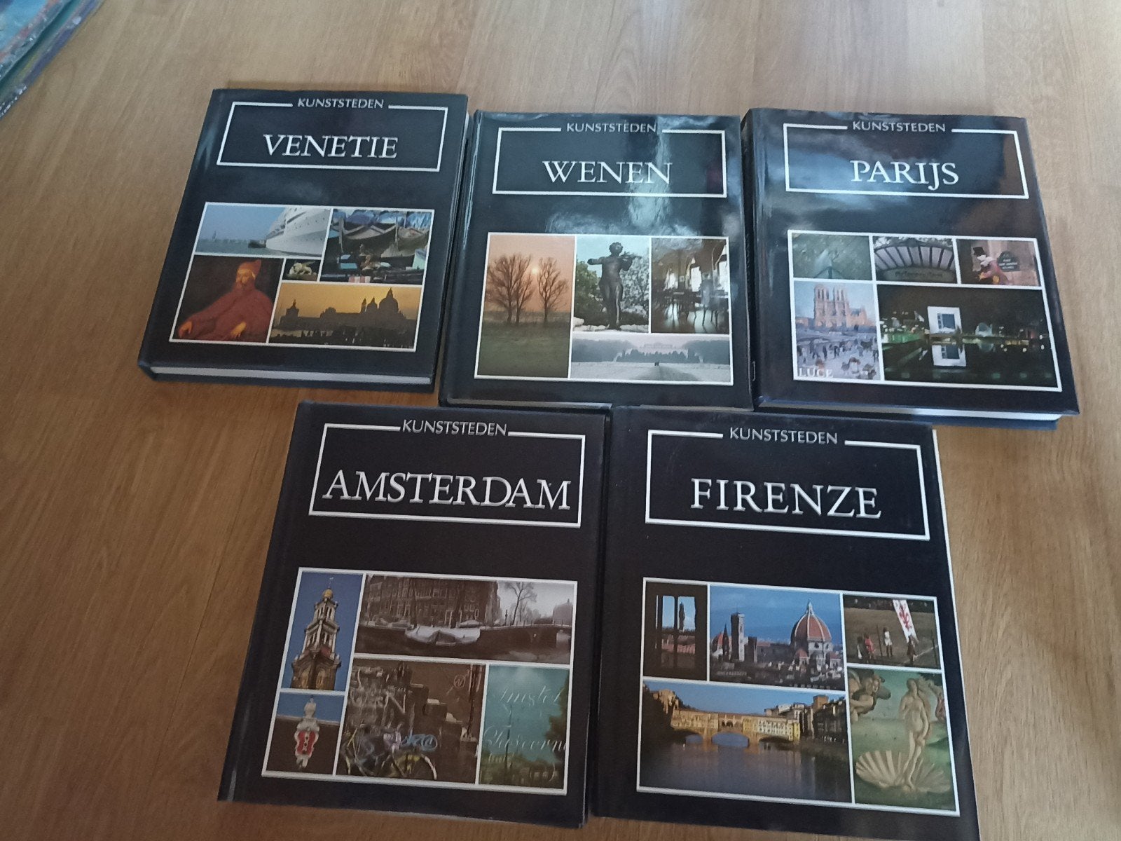 Kunststeden, Livres, Art & Culture | Arts plastiques, Enlèvement