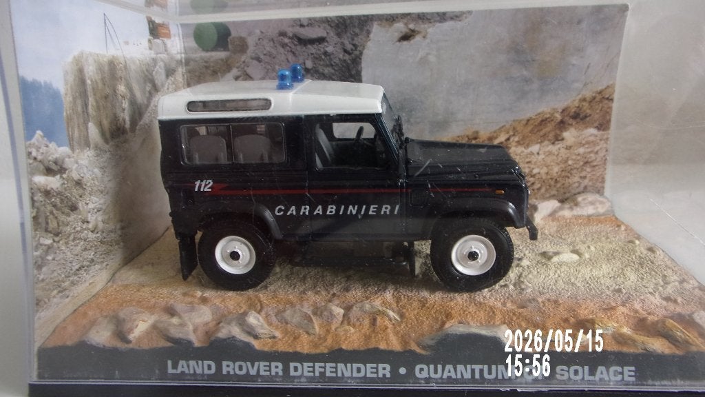 LAND DELENDER 007 CARABINIERS.1/43 COM NEW,VITRINE ORIGINE., Hobby en Vrije tijd, Modelauto's | 1:43, Ophalen of Verzenden, Zo goed als nieuw
