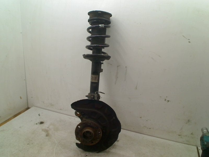 JAMBE DE FORCE AVANT GAUCHE Audi A3 Sportback (8VA / 8VF), Auto-Union-Straße  1,
85057  Ingolstadt, DE, Info@audi.de, Audi, Utilisé