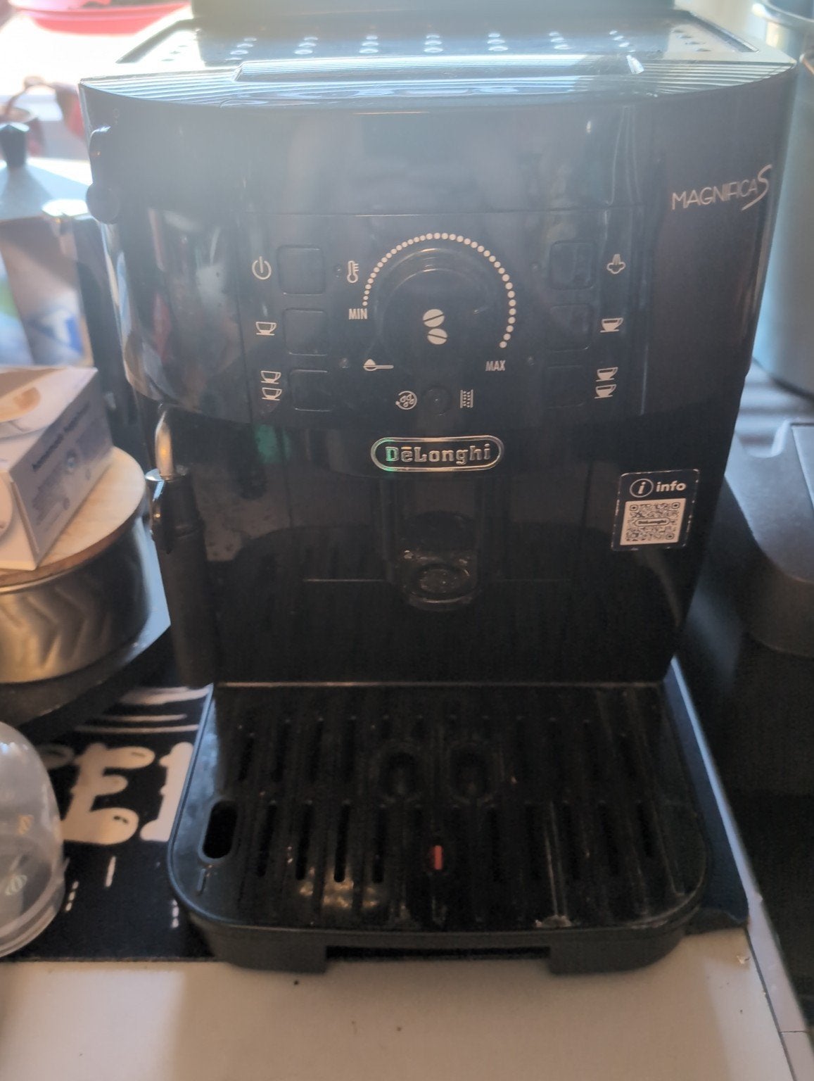 Machine à café grain ou moulu avec Vane pour la mousse, Ophalen, Gemalen koffie