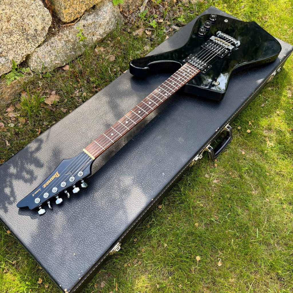 Ibanez Iceman II IC50 1981 Black ! JAPAN!, Musique & Instruments, Instruments à corde | Guitares | Électriques, Envoi, Utilisé