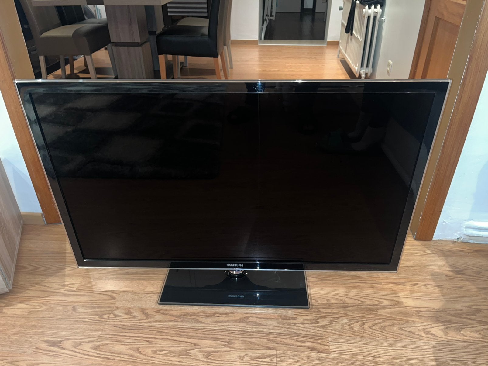 TV Samsung avec télécommande en parfait état, Comme neuf, HD Ready (720p), LCD, 100 Hz