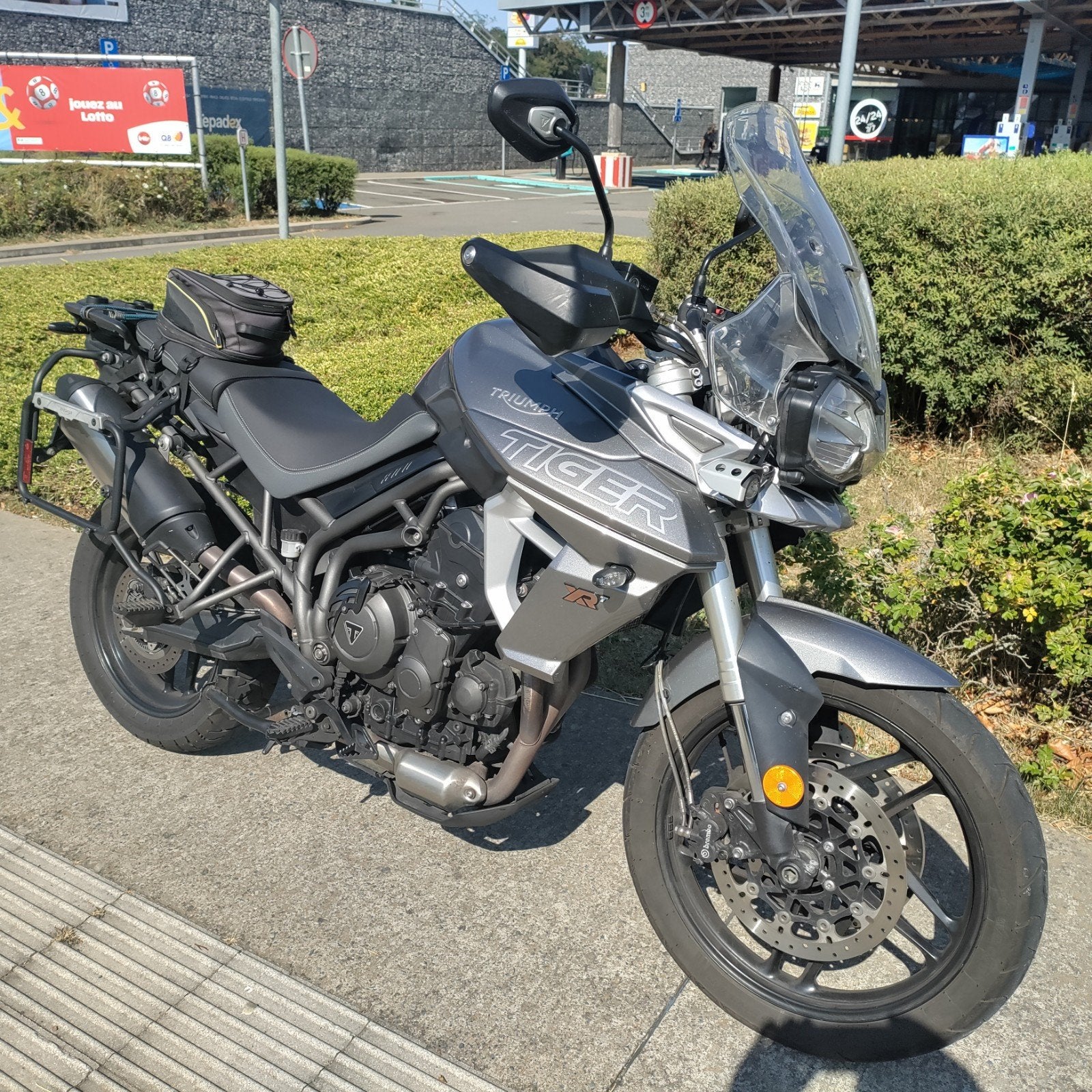 triumph tiger 800, Motos, Particulier