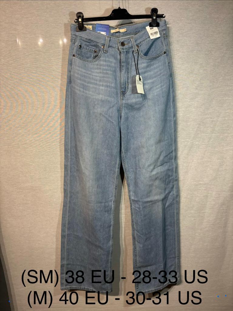 Lot de jeans neufs authentique pour femme, Vêtements | Femmes, Neuf, Autres couleurs, Enlèvement, Levi's