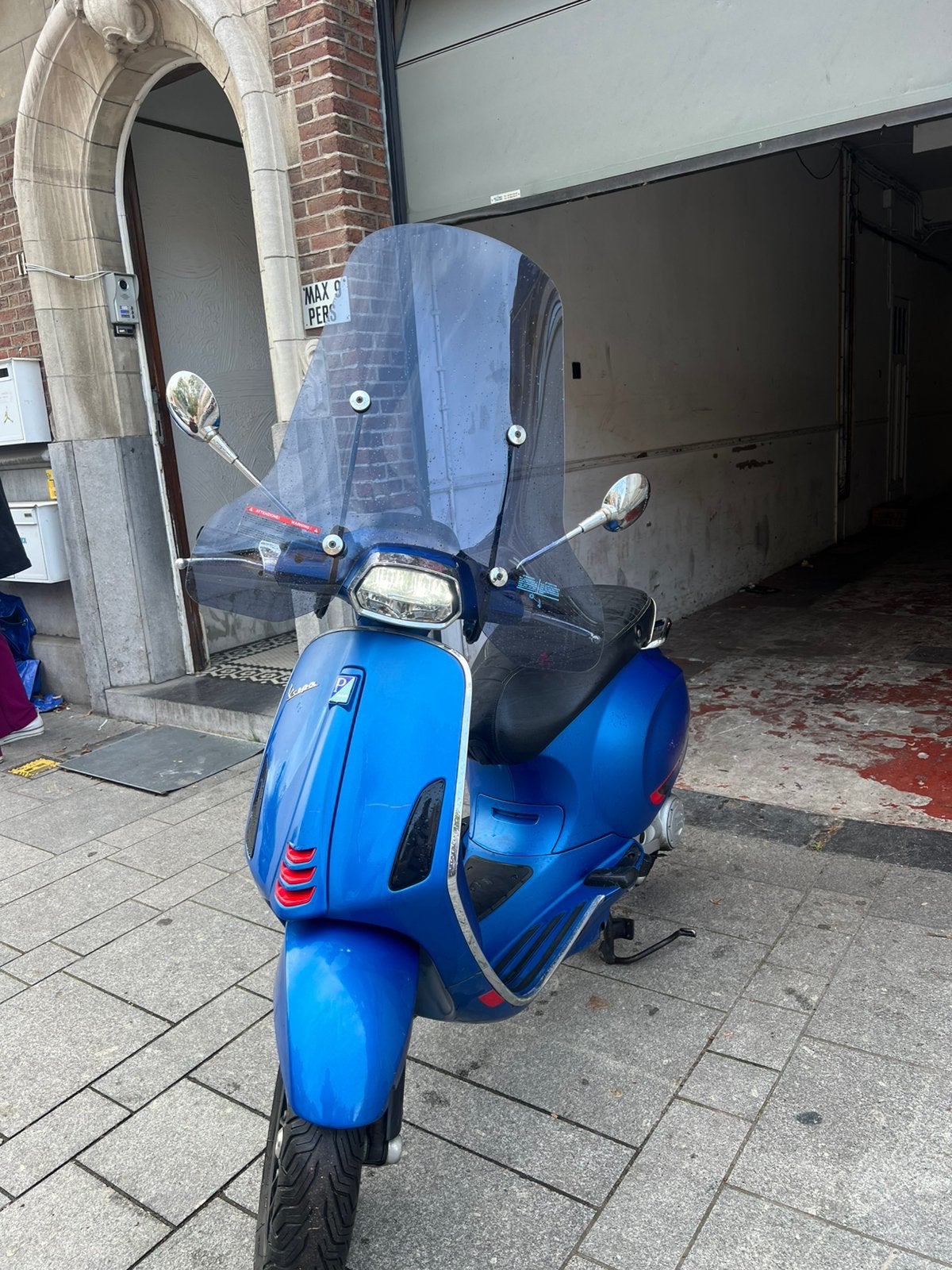Vespa sprint 2019 A klasse, Ophalen, Zo goed als nieuw, Klasse A (25 km/u)