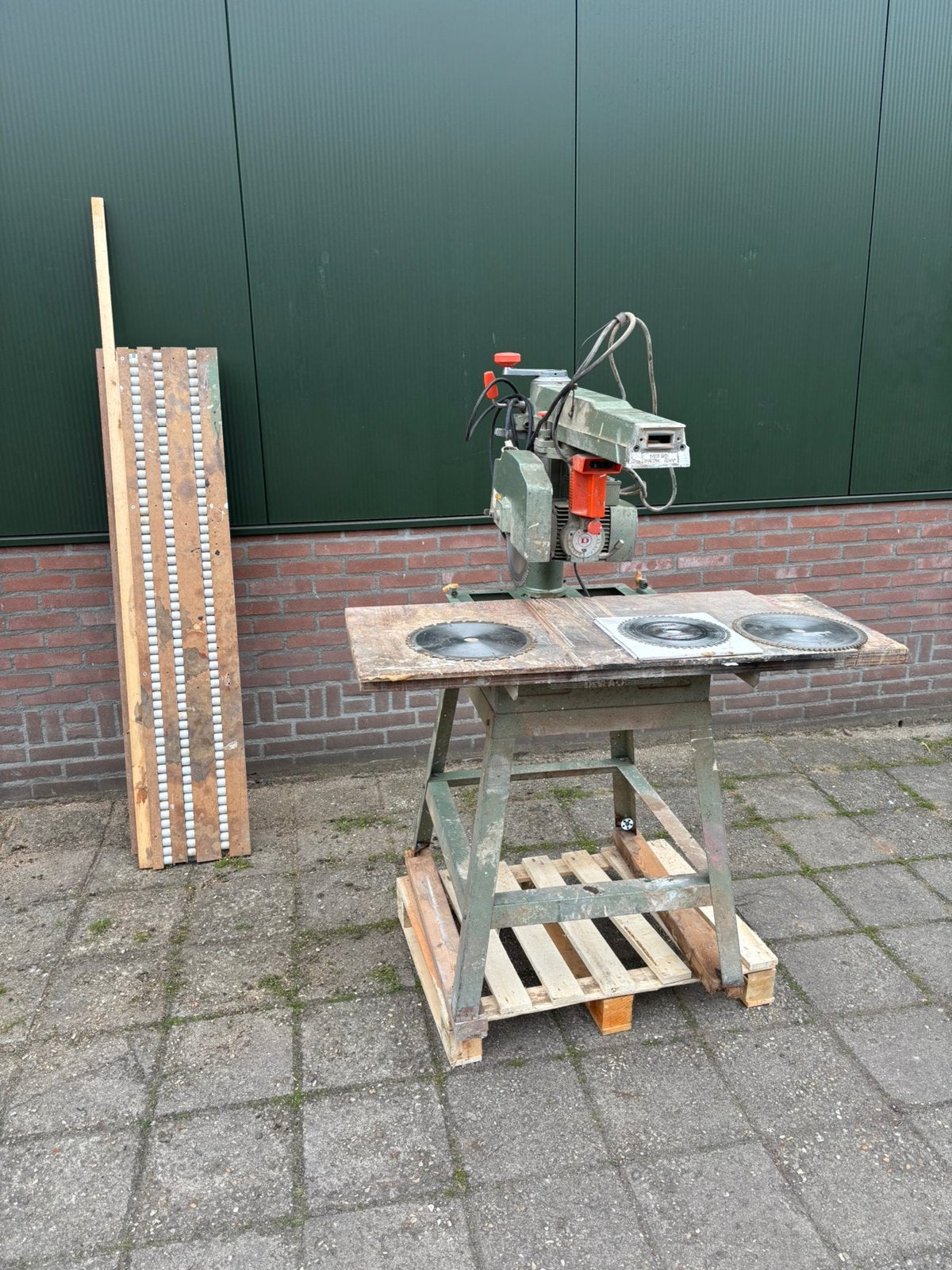 Scie radiale DeWalt, scie à tronçonner, 1,25 CV, Bricolage & Construction, Enlèvement, Comme neuf