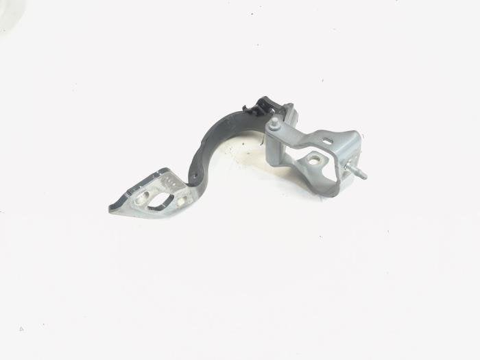 Charnière hayon d'un Audi A4, Autos : Pièces & Accessoires, -, 3 mois de garantie, Audi, Utilisé