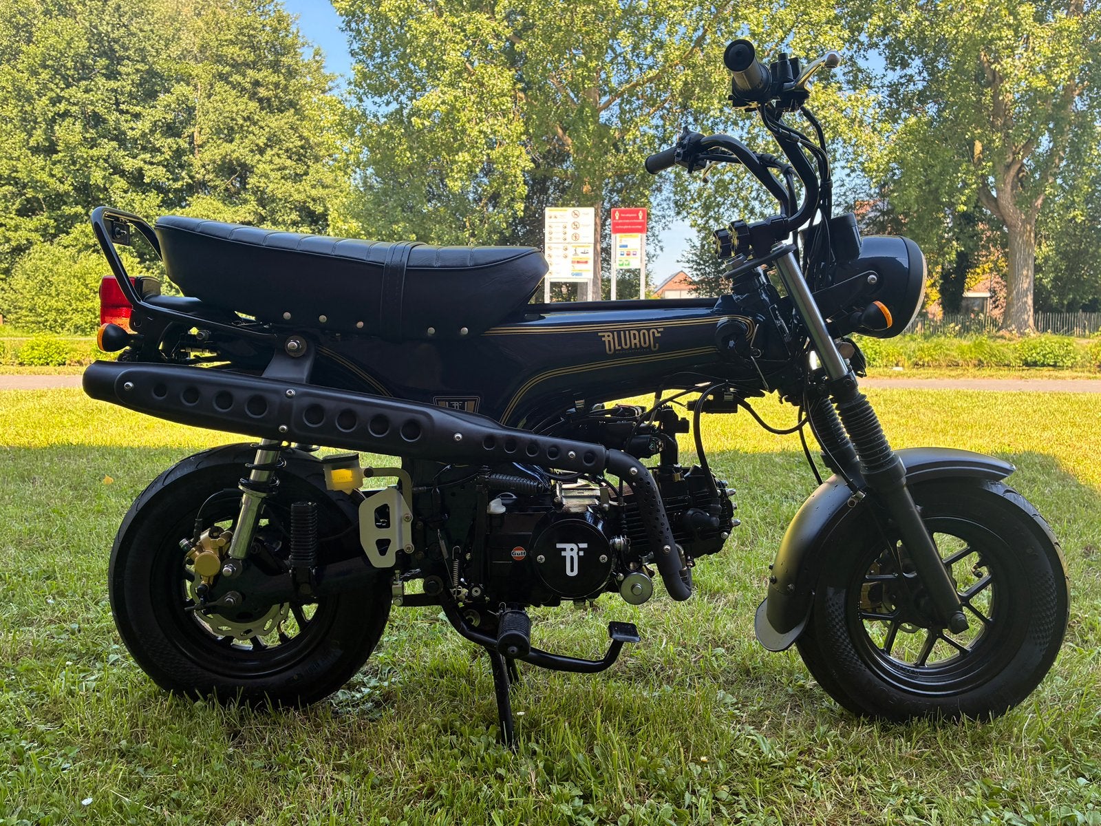 Bluroc Heritage 30km neuve 125cc, Particulier