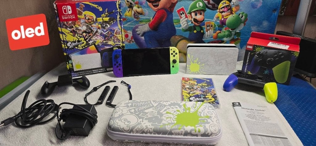SWITCH OLED-BEWERKINGSCONSOLE. SPLATOON 3+games en garantie, Ophalen of Verzenden, Zo goed als nieuw