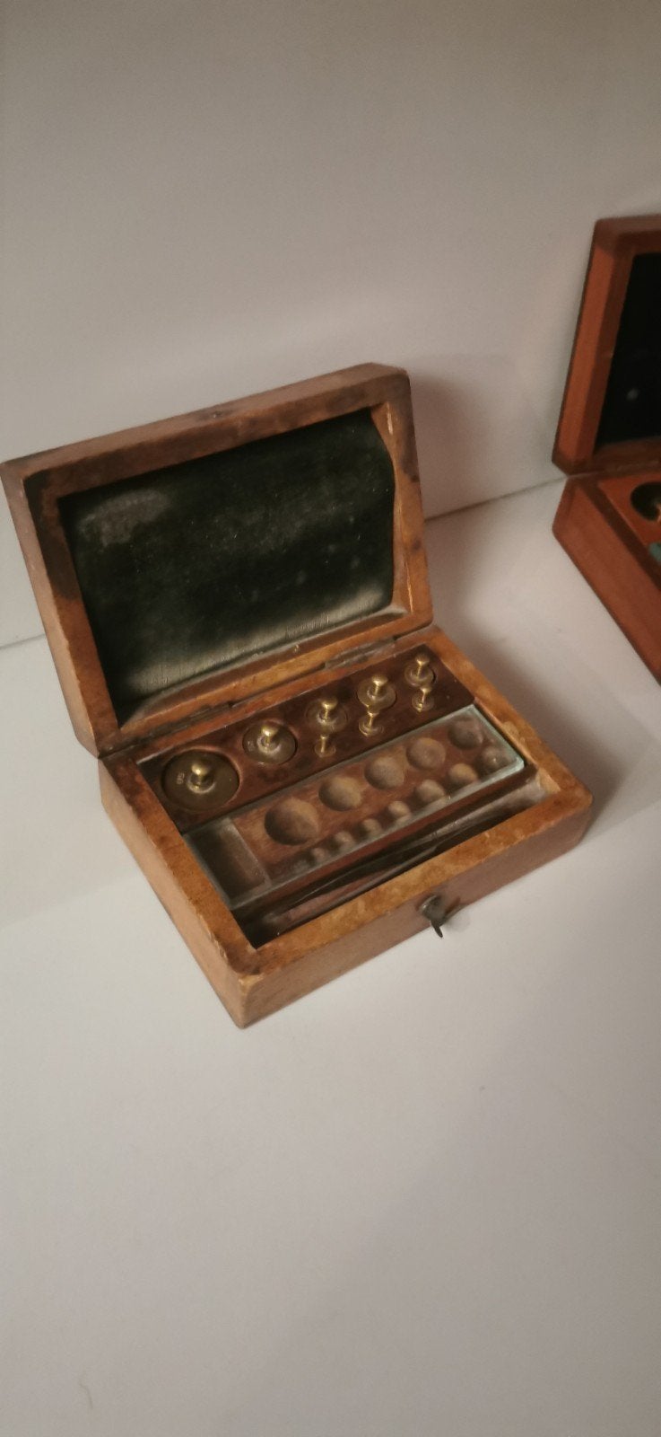 Ancienne balance de pharmacie BECKER  avec coffrets/poids, Enlèvement
