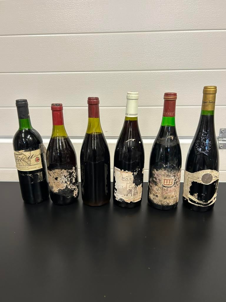 Lot 6 bouteilles vin 1990 étiquettes en maivais etat, Enlèvement, Comme neuf