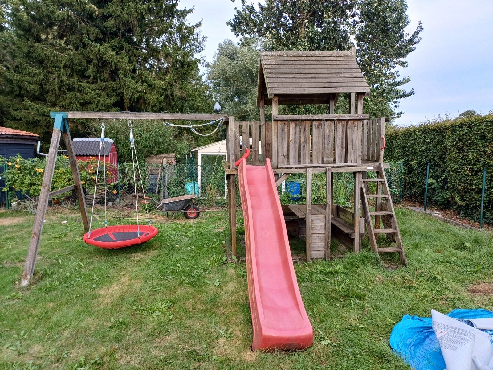 Houten speelhuis, Enlèvement, Utilisé