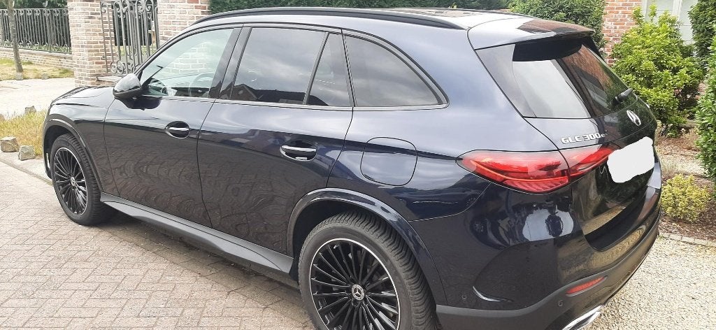 Mercedes GLC 300e AMG line, Auto's, Mercedes-Benz, Automaat, Zwart, Blauw, Leder