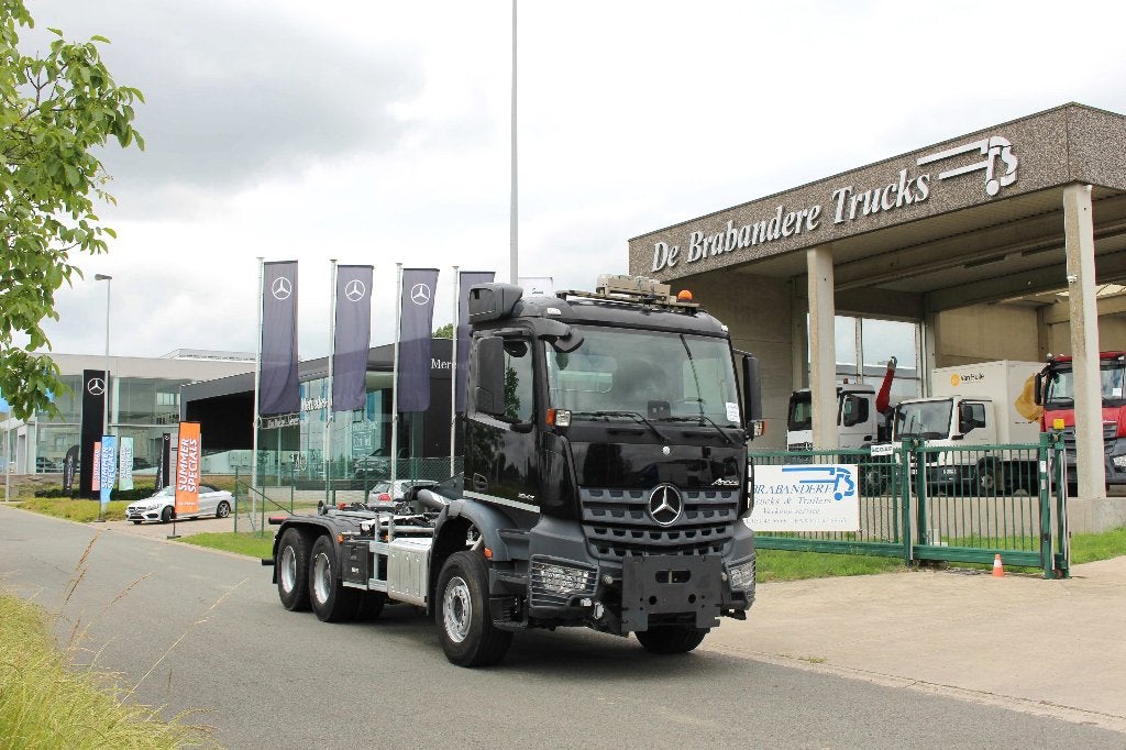 Mercedes Arocs 2642 6x4 - 2018 - 343.900 km - EURO 6 - KORT!, Automaat, Euro 6, Zwart, Mercedes-Benz