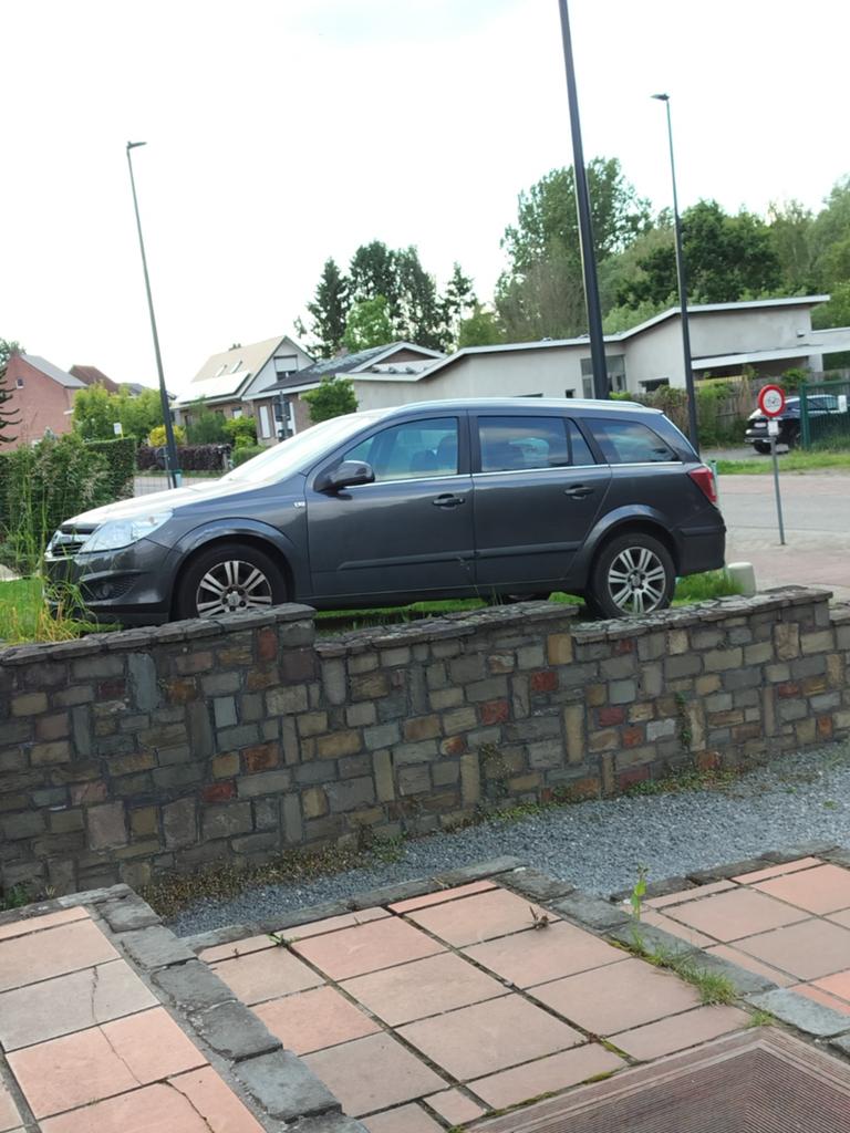 Opel Astra break, Argent ou Gris, Boîte manuelle, 5 portes, Particulier
