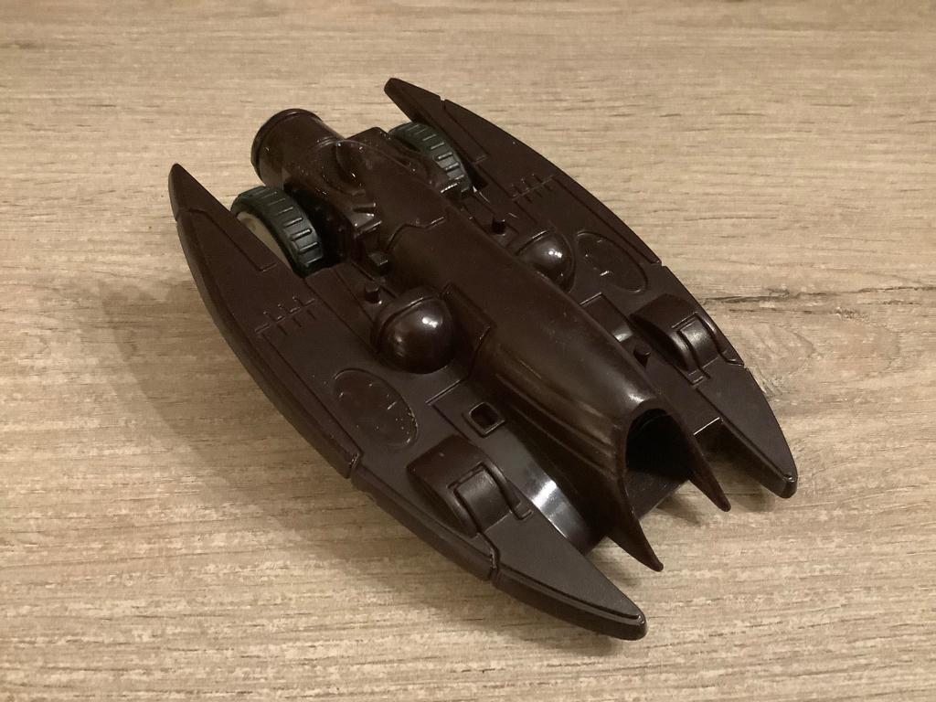 Batman Batwing voertuig (1994) (3x13 cm), Ophalen of Verzenden, Gebruikt, Film, Beeldje, Replica of Model