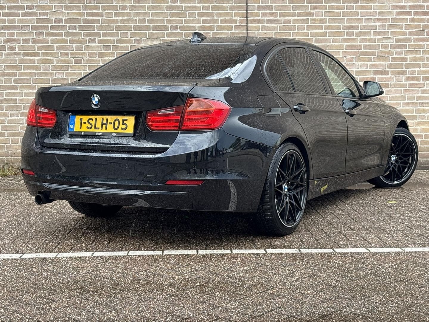 BMW 320 3-serie 320i EfficientDynamics Edition High Executiv, Navigatiesysteem, Bedrijf, 3 Reeks, 124 g/km