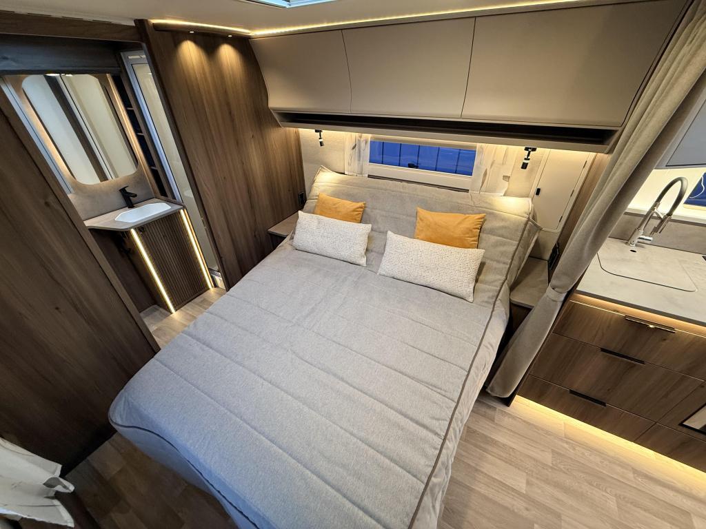 Kabe Imperial 740 TDL E8, Caravans en Kamperen, Rondzit, 7 tot 8 meter, Bedrijf, Kabe