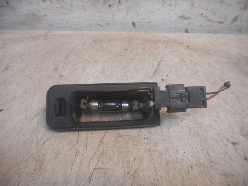 ECLAIRAGE DE PLAQUE BMW 3 serie (E36 / 4) (01-1990/11-1998), Autos : Pièces & Accessoires, Éclairage, BMW, Utilisé