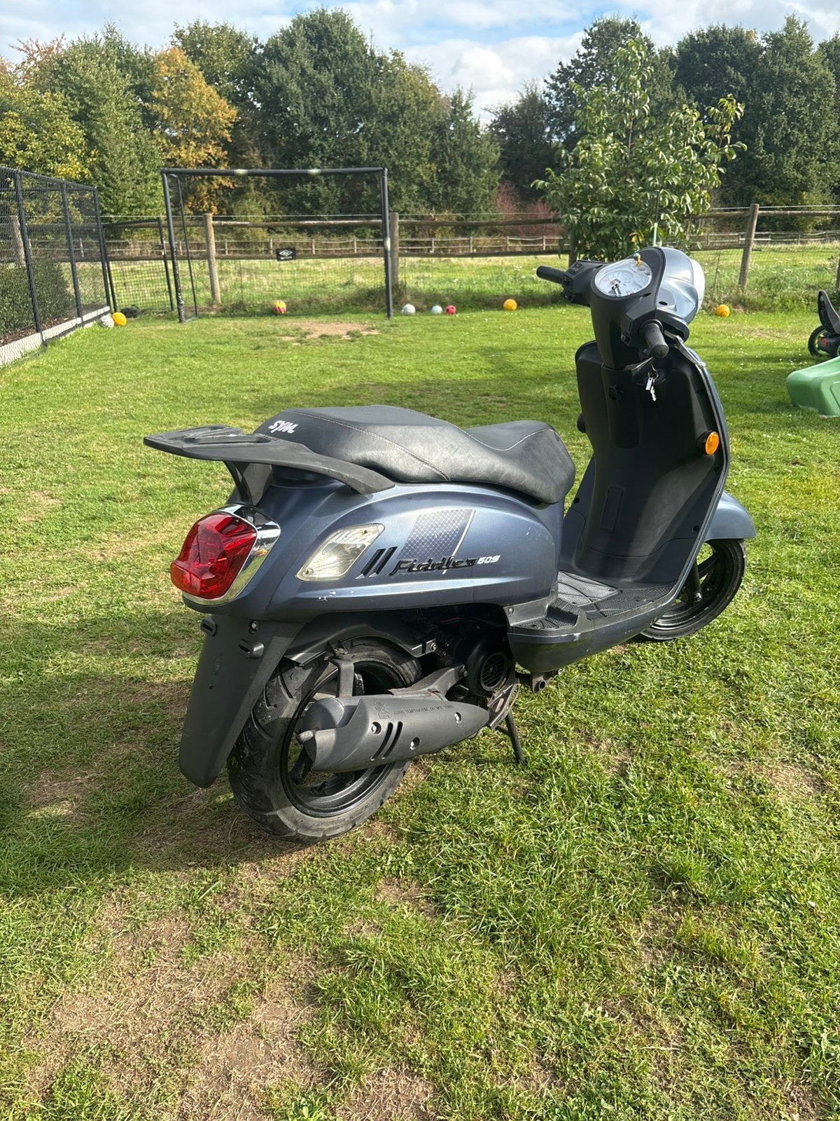 Sym scooter fiddle 2, Fietsen en Brommers, Ophalen, Gebruikt, 49 cc, Klasse B (45 km/u)
