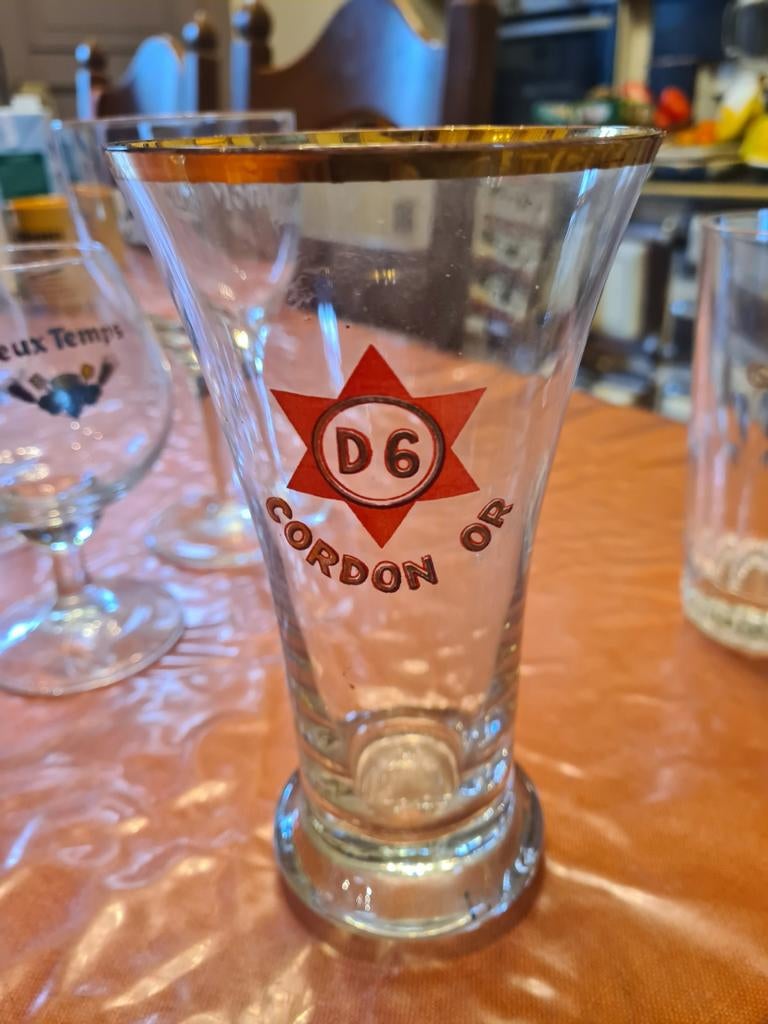 Verre Cordon D or, Enlèvement ou Envoi