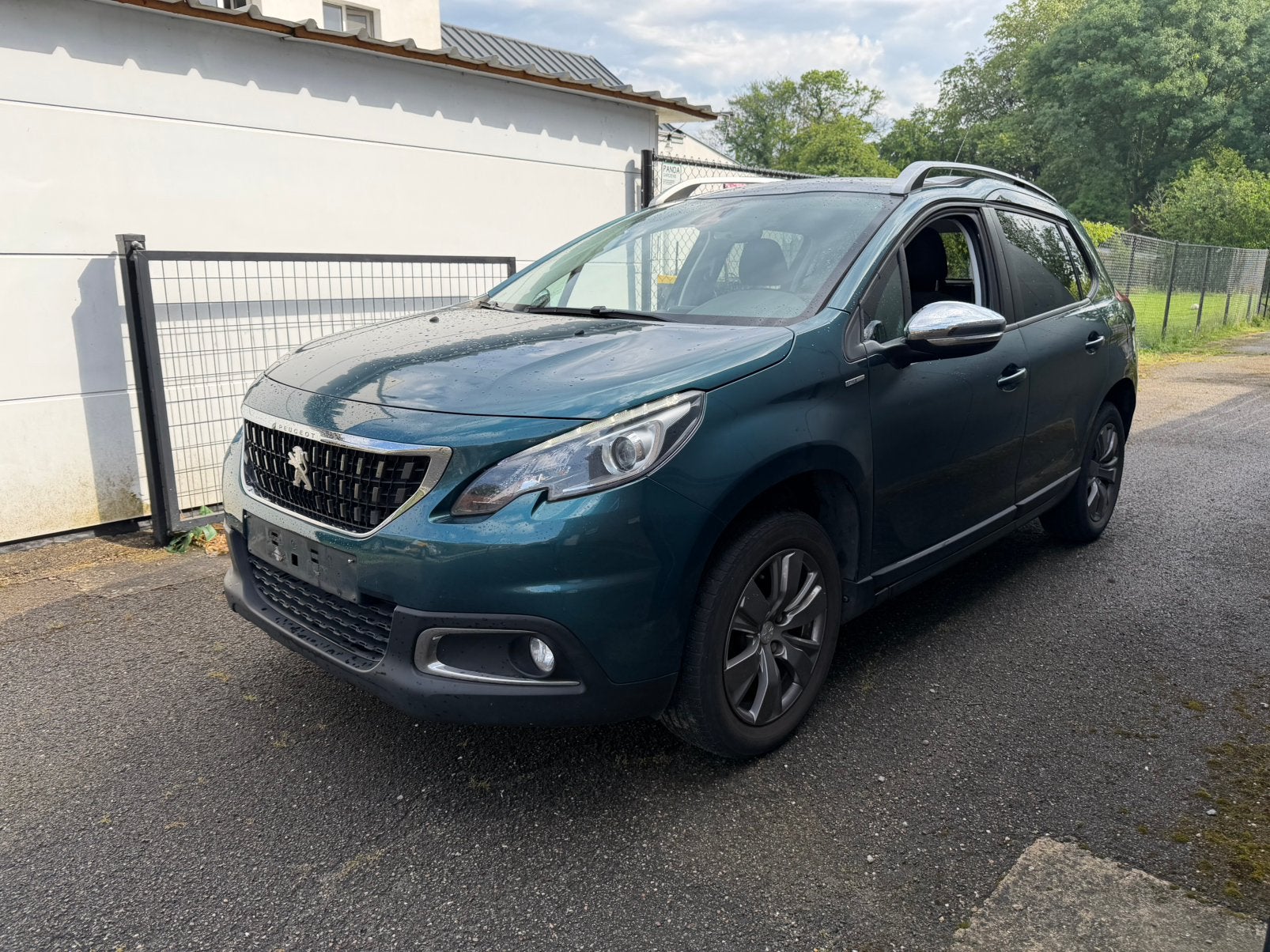 Peugeot 2008 / 1.2 Benzine / Euro 6 / 57.000 km, Auto's, Peugeot, Stof, USB, Handgeschakeld, Particulier