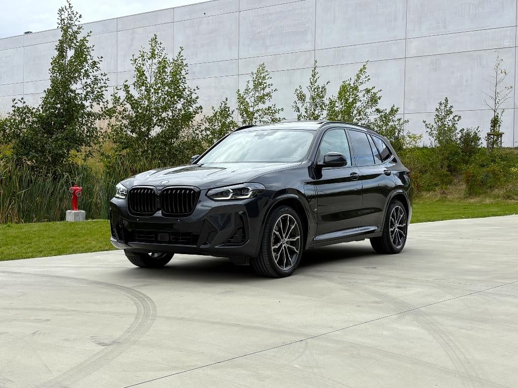 BMW X3 30e M pakket Geraffineerde perfectie met diepgang, Auto's, BMW, Bedrijf, X3, 360° camera, 4x4, ABS, Achteruitrijcamera