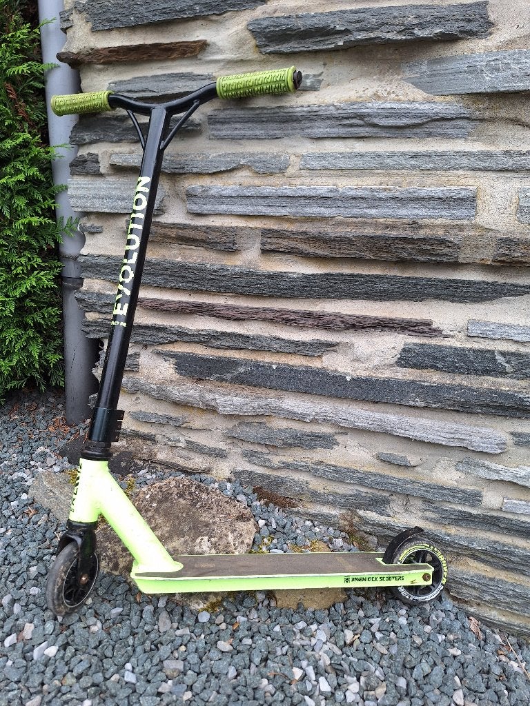 trottinette acrobatique Raven Evolution, Enlèvement, Utilisé, Autres types, Overige merken