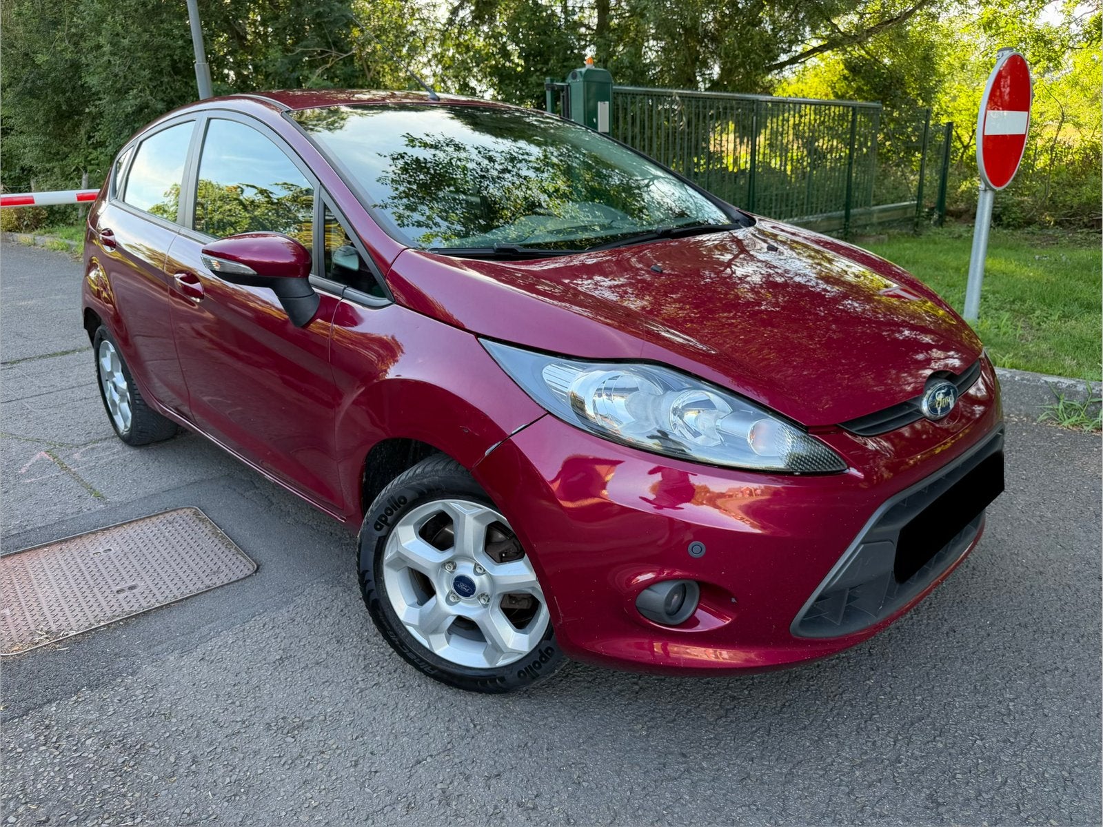 Ford fiesta 1.4 TDCI/A.C/120.000 km/ eind 2008/, Rouge, Achat, 50 kW, USB