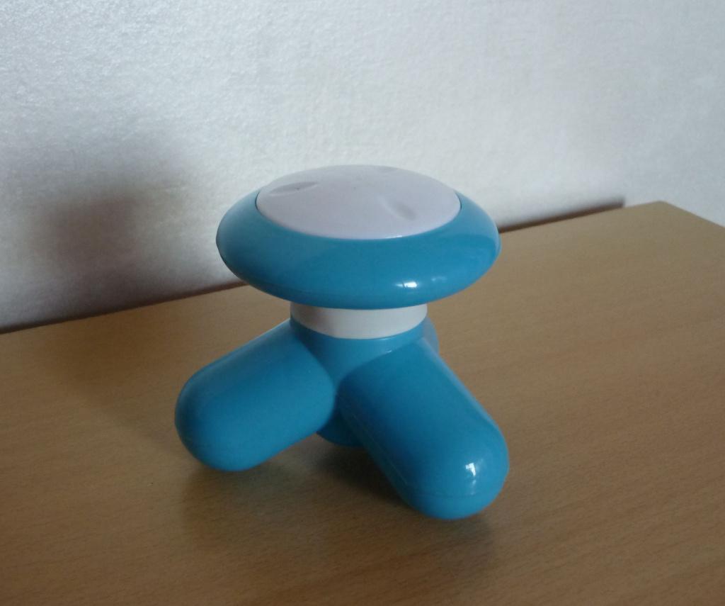 Blauw wit manueel massagetoestel, Sport en Fitness, Massageproducten, Ophalen of Verzenden