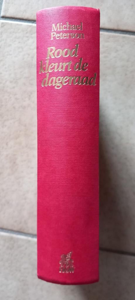 Roman 800 blz. Rood kleurt de dageraad  van Michael Peterson, Ophalen of Verzenden, Nieuw, Michael Peterson