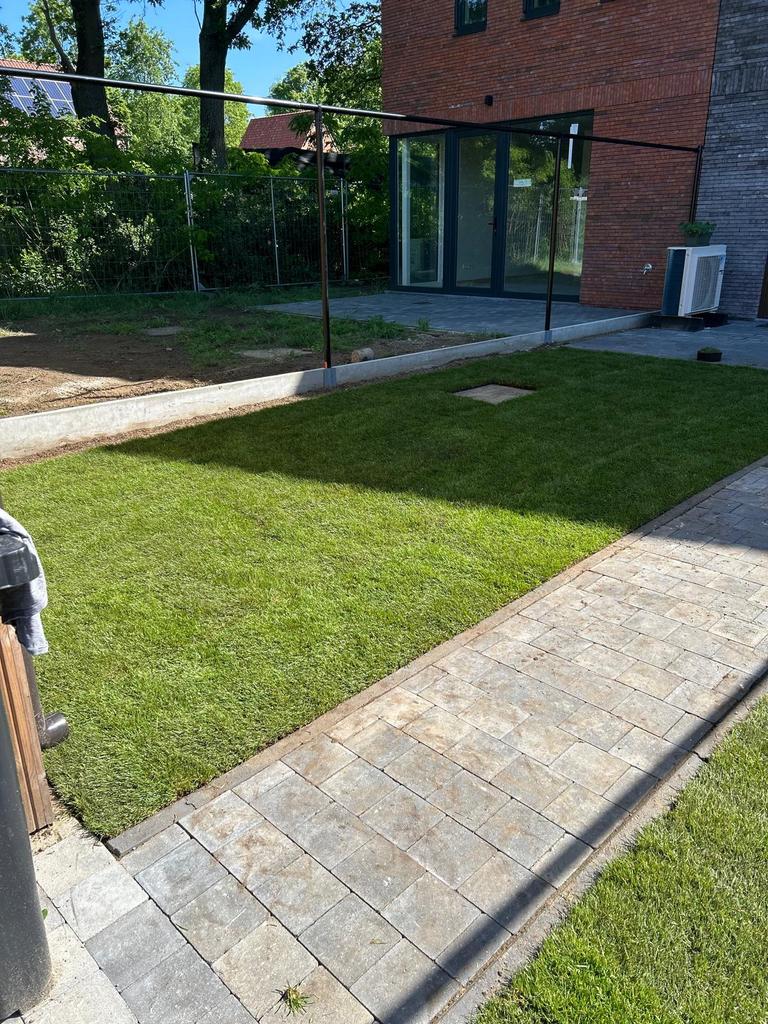 Leggen van grasmatten, Tuin en Terras, Ophalen, Zo goed als nieuw