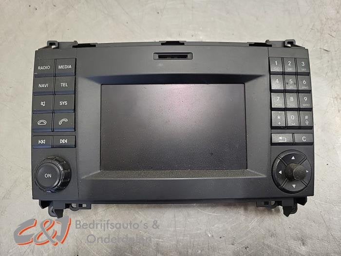 Display unité de contrôle multi media d'un Mercedes Vito, Autos : Pièces & Accessoires, 3 mois de garantie, Utilisé, -, -