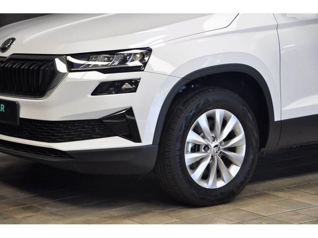 Skoda Karoq 1.5 TSI 150 DSG7 SELECTION + 2 jaar garantie, Automaat, 140 g/km, Wit, 5 zetels