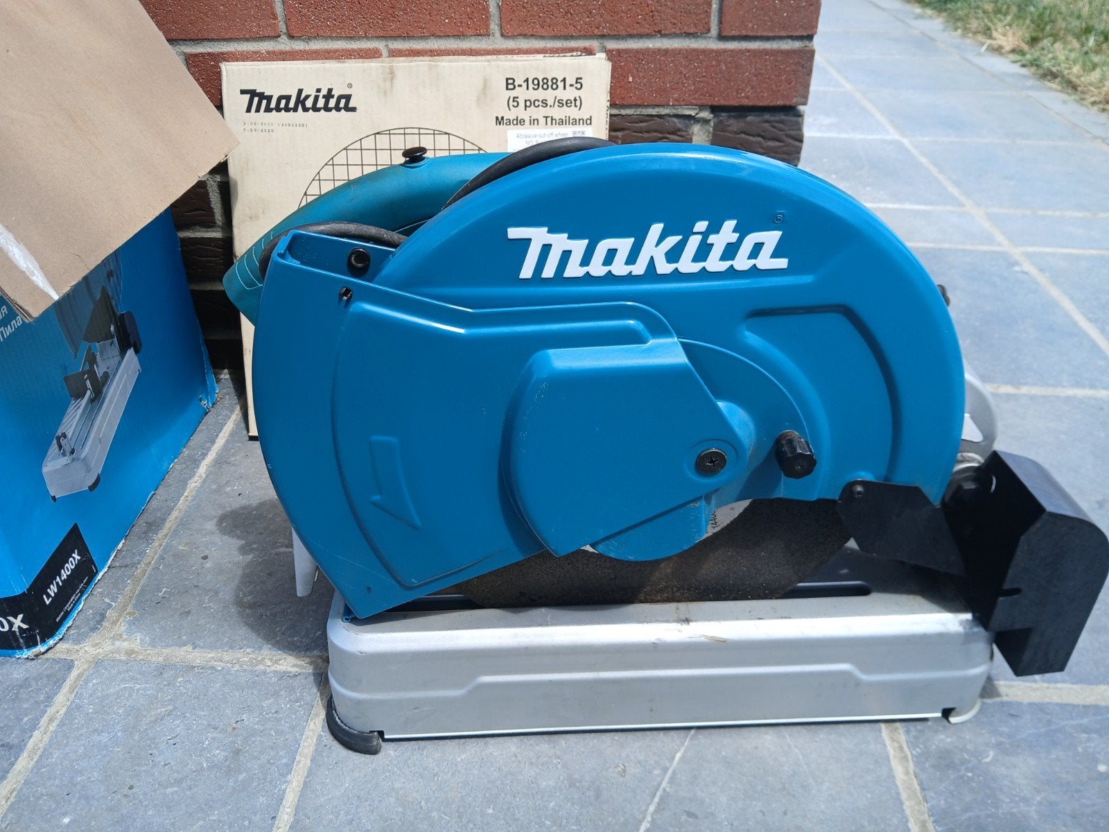 Makita afkortslijpmachine, Ophalen, Zo goed als nieuw, Afkortzaag, Makita/bosch
